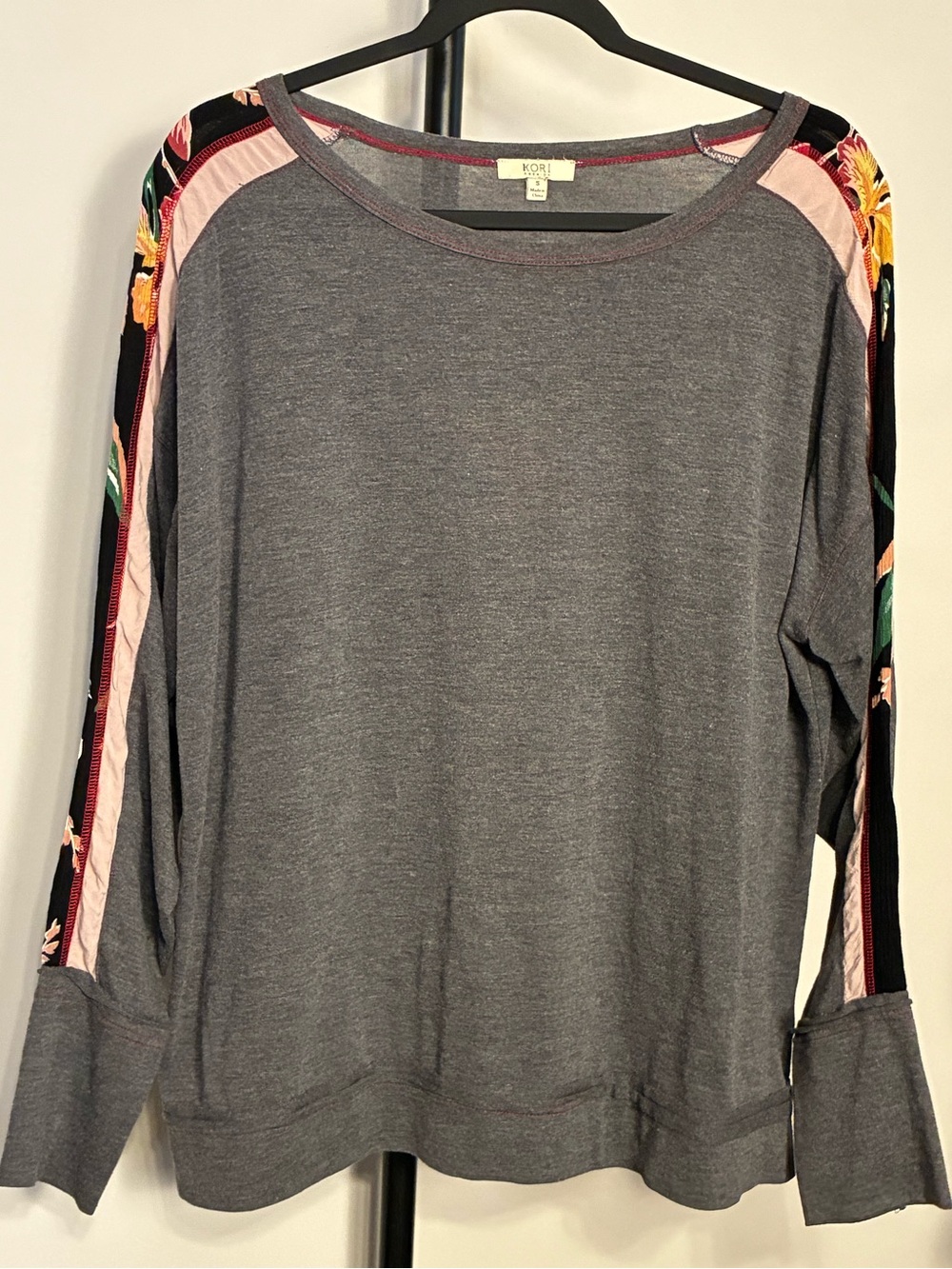 Kori Size Small Gray Pullover with Floral Accent Sleeve Stripes
